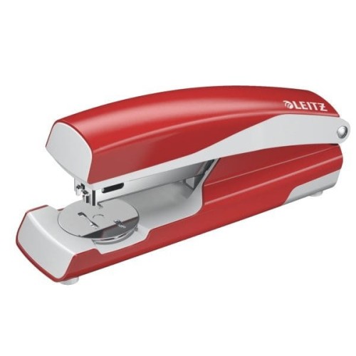 Zszywacz 55020 LEITZ czerwony 24-26/6 30k średni metalowy 55020025