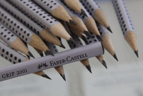 Ołówek JUMBO GRIP HB 111920 Faber-Castell